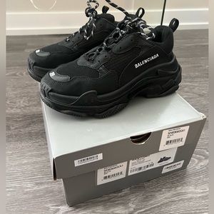 Balenciaga Triple S women’s sneaker